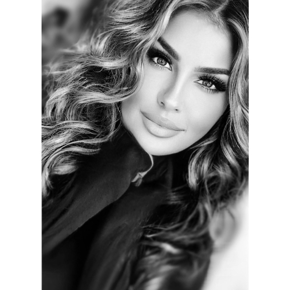 Meet your Posher, Candace